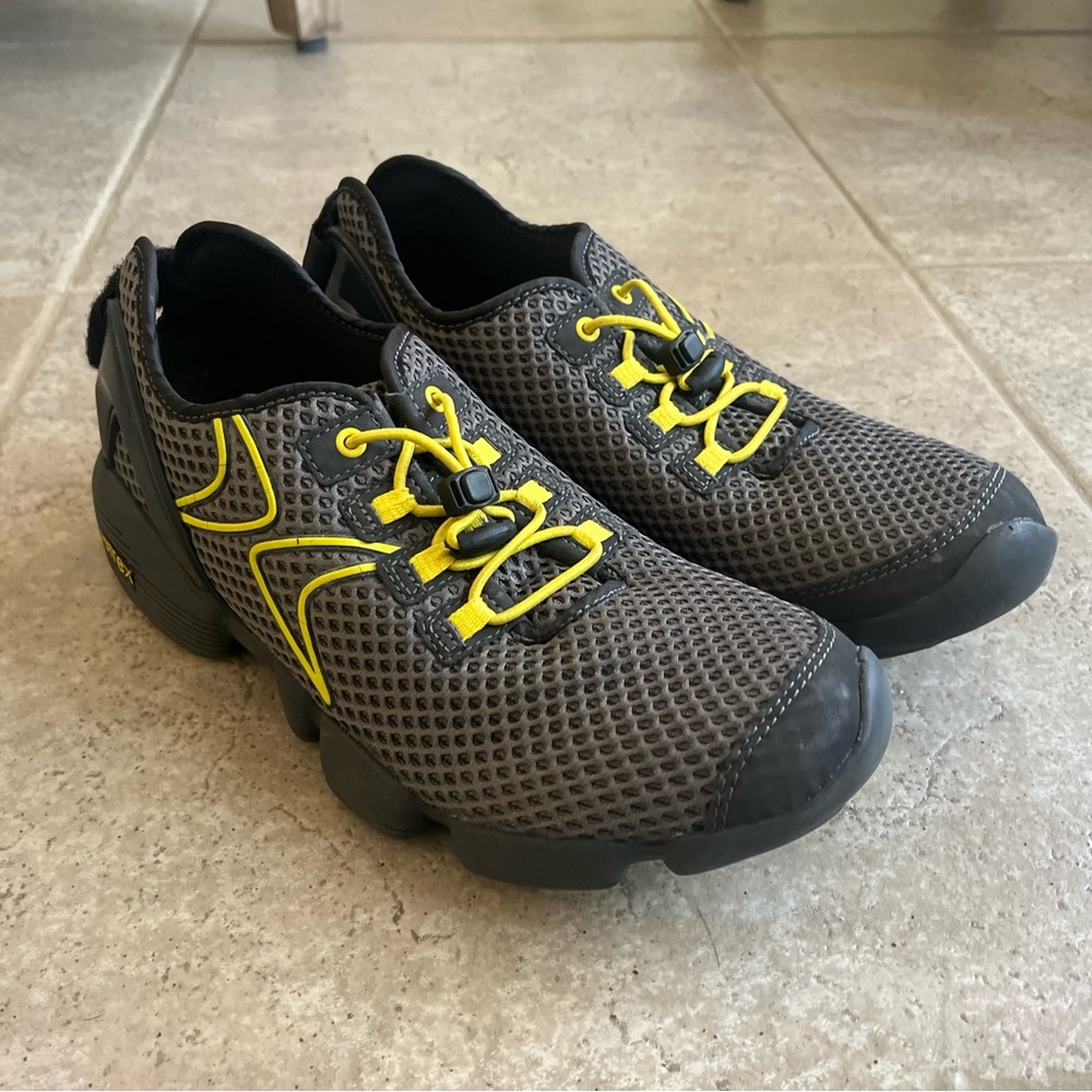 Aetrex Men’s Size 7 Modpod Orthopedic Mesh Sneakers Gray Yellow EUC